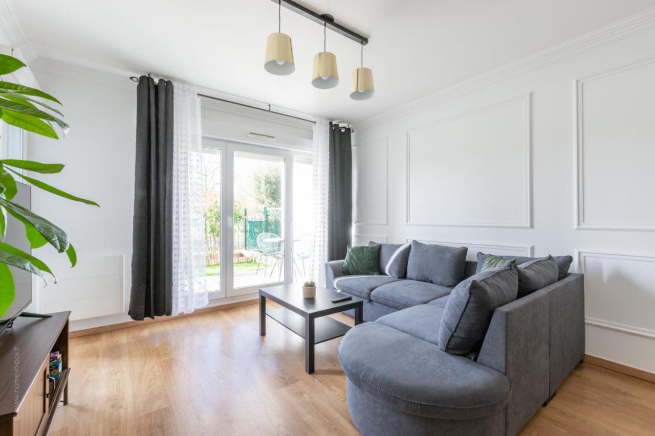 La Parisienne By Plaza Apartment Montevrain Exterior photo